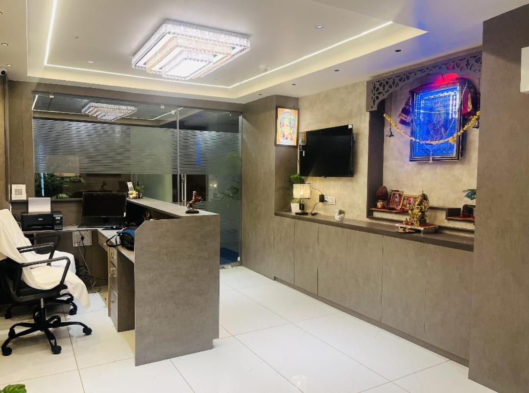 Hotel Royal Square Gandhinagar Ngoại thất bức ảnh