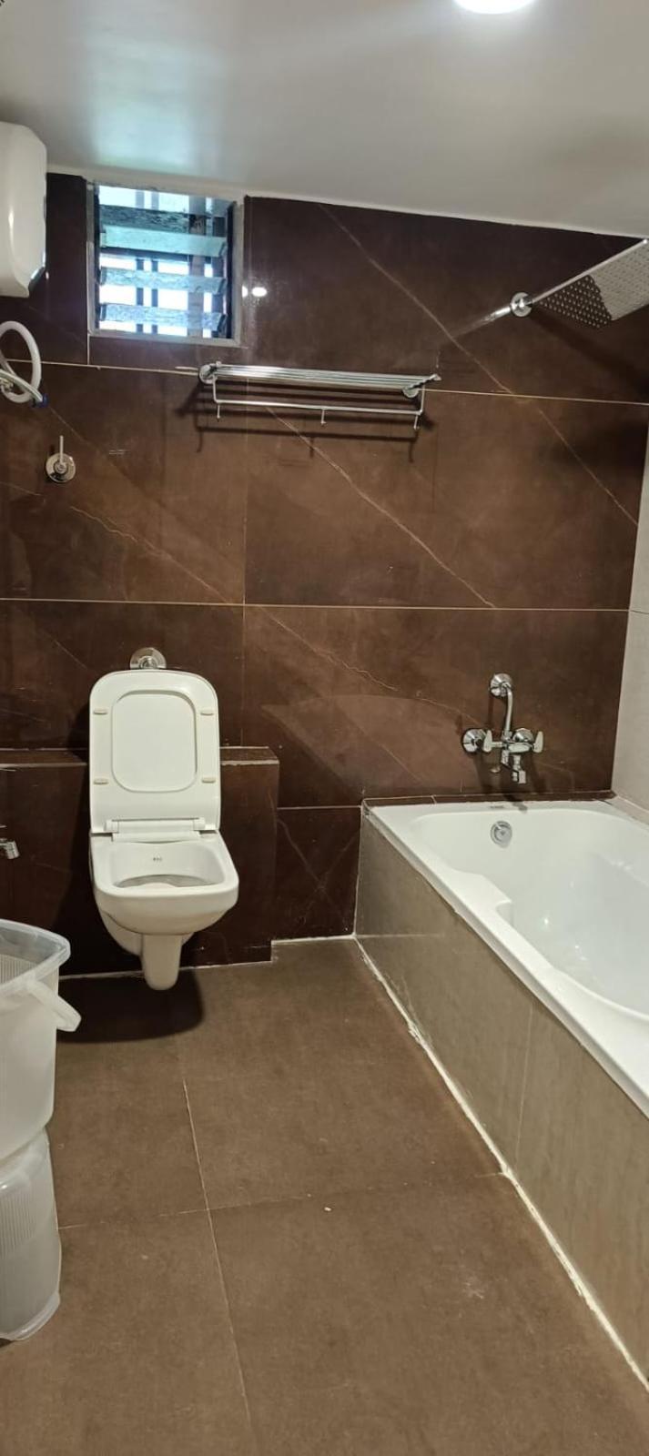 Hotel Royal Square Gandhinagar Ngoại thất bức ảnh